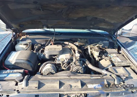 1997 GMC Suburban 2500 Sl из США, поврежденный, VIN 1GKGC26J1VJ718440